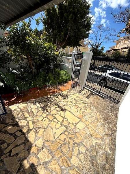 Foto ea9437fb-65d2-47d6-b624-5d0d01b70a38. Casa adosada costas ideal adosado para vivir junto al mar. en Chilches