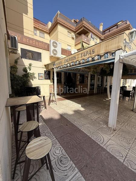 Foto a0b7bef2-60e1-4281-b6d9-f967cb7ccca2. Locale commerciale in El Consul - Ciudad Universitaria - El Romeral Málaga