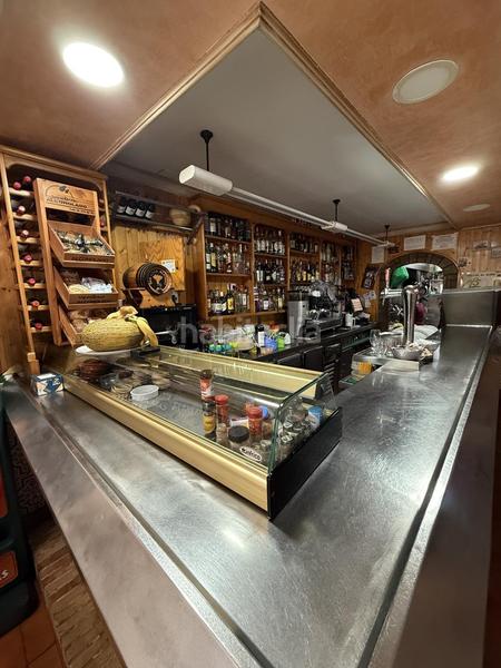 Foto a98bd890-498c-4f64-ad2a-15647def4010. Locale commerciale in El Consul - Ciudad Universitaria - El Romeral Málaga