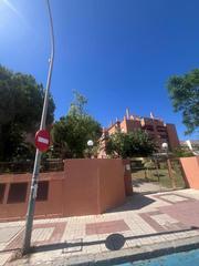 Location Appartement  Esquilo. Ideal piso en teatinos para estudiantes de temporada