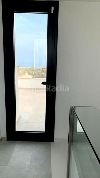 Foto 33898377-1bbd-4eb6-84b4-7a4776ef64da. Casa aparellada amb aparcament piscina a Añoreta Golf - Paraíso del Sol Rincón de la Victoria