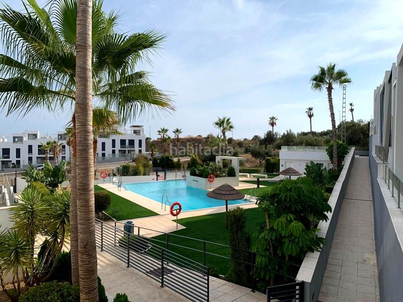 Foto ef8b9a44-953a-46ff-9af8-9bba6f41ff2b. Casa aparellada amb aparcament piscina a Añoreta Golf - Paraíso del Sol Rincón de la Victoria