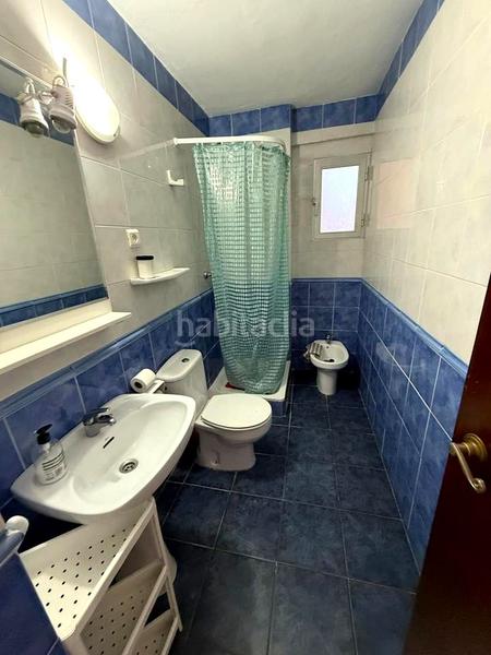 Foto 1be65aa8-9938-4d8b-8f94-556c8cc3732f. Alquiler piso apartamento 1 linea de playa urb.los tres caballos torre de londres en Torremolinos