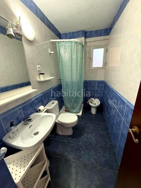 Foto 3e704246-2556-4c45-af09-d538dcab1750. Alquiler piso apartamento 1 linea de playa urb.los tres caballos torre de londres en Torremolinos