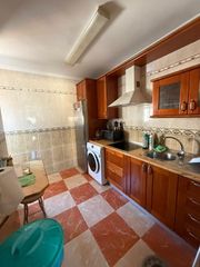 Appartement  Periana. Piso reformado de 3 dormitorios y luminoso