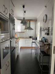Miete Etagenwohnung  Calle juan de rihuerga. Ideal estudiantes piso de 3 dormitorios entorno universitario