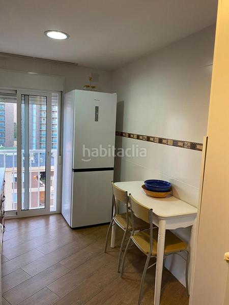 Foto d4575a6d-d99b-4687-8c47-8d7389737695. Alquiler piso ideal piso en primera linea de playa en playamar en Torremolinos