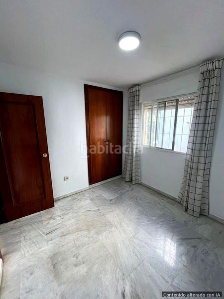 Foto 9acaa0aa-3cc9-404d-b292-0dd5262d8e5d. Piso ideal piso en teatinos colonia santa ines en Málaga