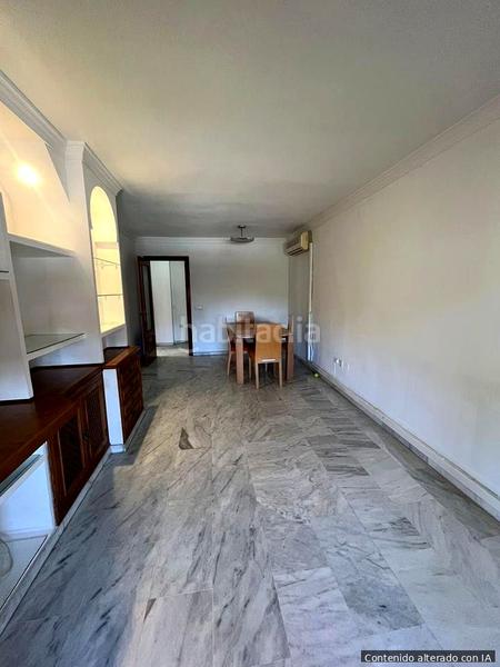 Foto a7c26af4-1289-41bb-8799-9f3b9155c8eb. Piso ideal piso en teatinos colonia santa ines en Málaga