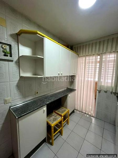 Foto bc02d571-a83e-46c1-a253-870e1fad24e0. Piso ideal piso en teatinos colonia santa ines en Málaga