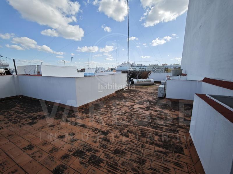 Foto 1b658ec9-56c1-4aa1-8f3b-26fb694608c5. Penthouse with parking in Camas