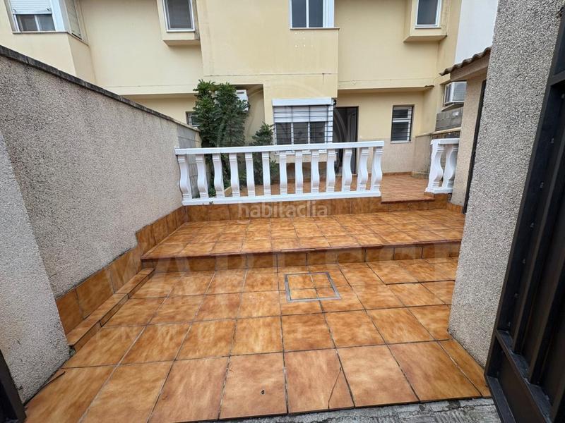 Foto 020446b2-3fa0-4136-88ab-2373b244e23b. Casa adosada chalet adosado con piscina comunitaria!!! en Villanueva del Ariscal