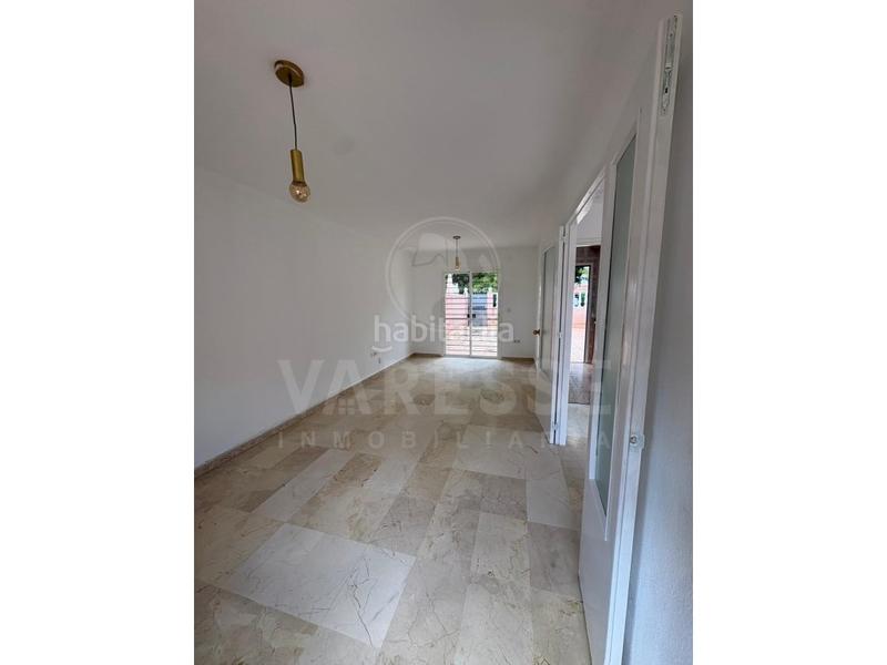 Foto aadec280-0417-4051-b2ba-423bcf176807. Casa adosada chalet adosado con piscina comunitaria!!! en Villanueva del Ariscal