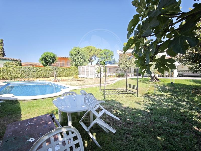 Foto 0390f0b6-5516-4e6a-9438-b5b21581deed. Casa con parcheggio in Camas