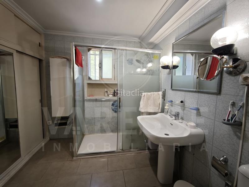 Foto 55481aa5-9926-494e-ace1-42ca6773ed27. Casa con parcheggio in Camas