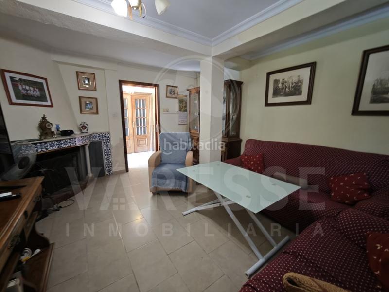 Foto 8d343789-6c7e-4eef-8193-70ee56070587. Casa con parcheggio in Camas