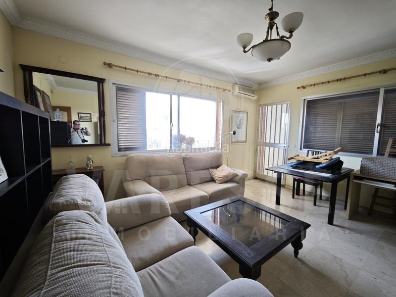 Foto e3dd7d9c-456f-43eb-89fc-d7f2a0909be3. Casa con parcheggio in Camas