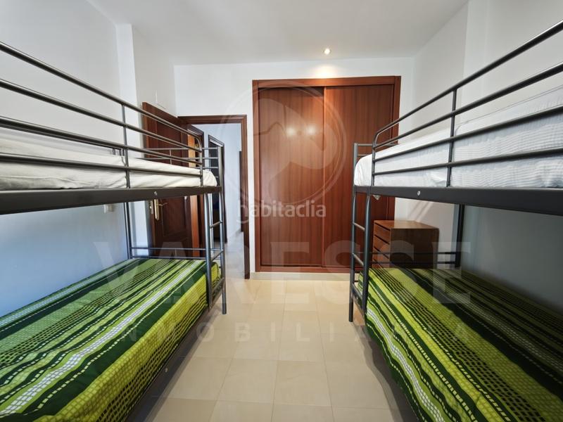 Foto 94a04225-bf8a-4ee6-814a-1fc2f38fa1b8. Towny house with parking in Huévar