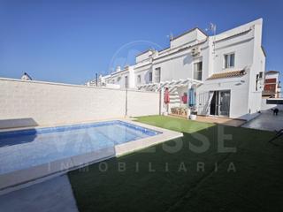 Maison jumele  Calle emilia pardo bazan. Chalet pareado con piscina propia!!!