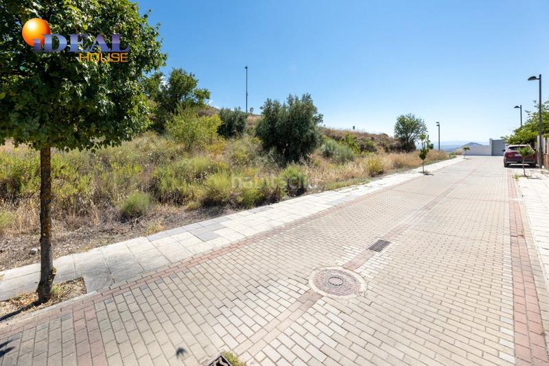 Foto 9027ac18-4e41-4985-a172-72b807b6d972. Terrain résidentiel dans Gójar