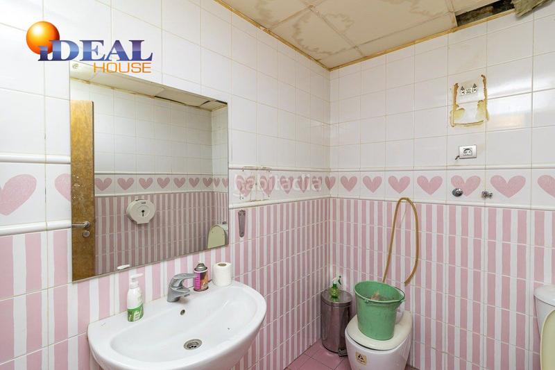 Foto 1517d2ce-4b2d-4ec4-97f1-dabb07373b78. Locale commerciale in Camino de Ronda Granada