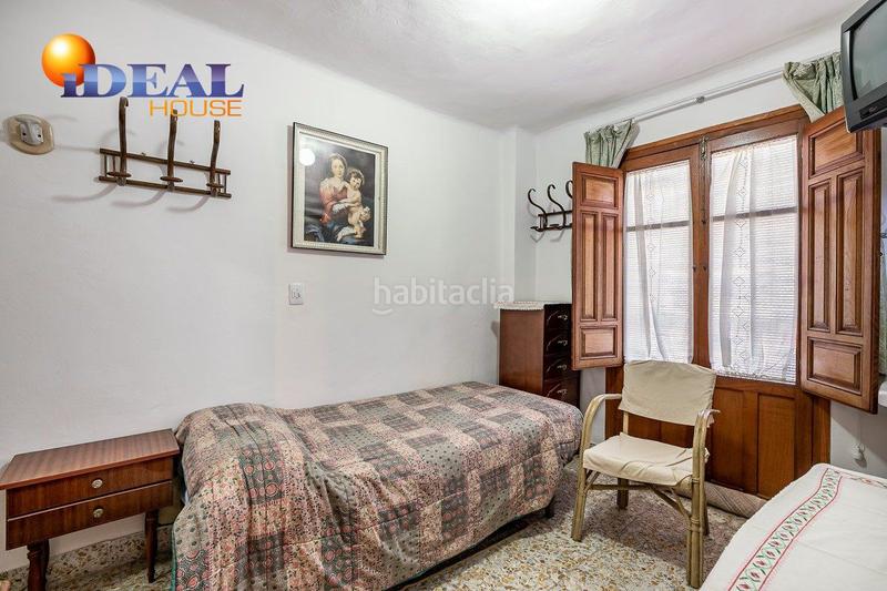 Foto 04c927d0-91b9-4fb0-b3cb-c9f6850b4e6a. Edificio hostal en Lanjarón