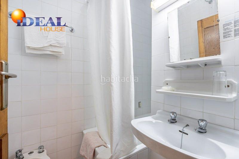 Foto 196078a9-067d-4879-ae80-3e49a788e983. Edificio hostal en Lanjarón