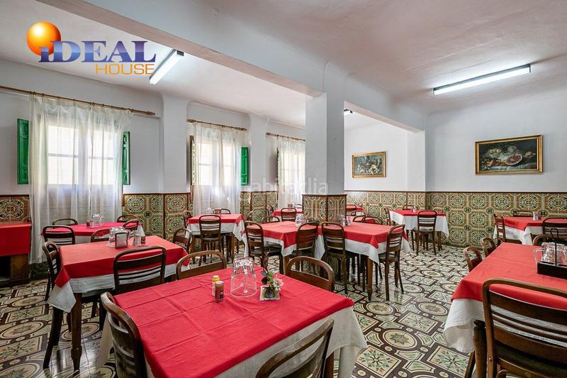 Foto 3f2878b6-79d8-4d3e-b9aa-8baebd6edc99. Edificio hostal en Lanjarón