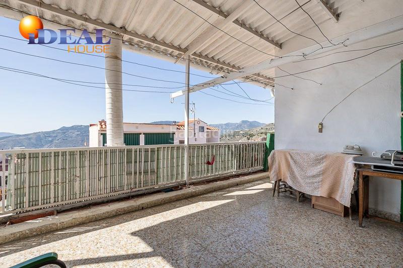 Foto 42805b7e-d07f-4274-bcc8-e3b66e01ba0b. Edificio hostal en Lanjarón