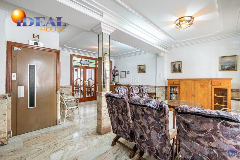 Foto 4c4c1f6a-9544-42e3-9ad7-d47f098c72f6. Edificio hostal en Lanjarón