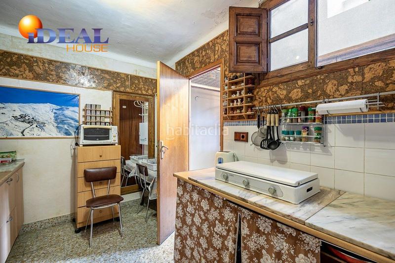 Foto 52f712a0-922a-49d8-9545-ba6cad335189. Edificio hostal en Lanjarón