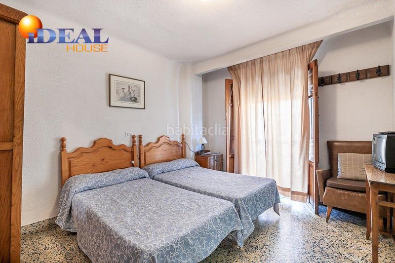 Foto 55733615-813b-4104-8ab6-55a3fb986143. Edificio hostal en Lanjarón