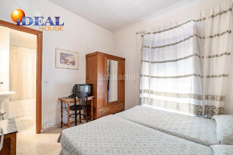 Foto a38e97df-98b3-4b1b-a717-2338f616e201. Edificio hostal en Lanjarón