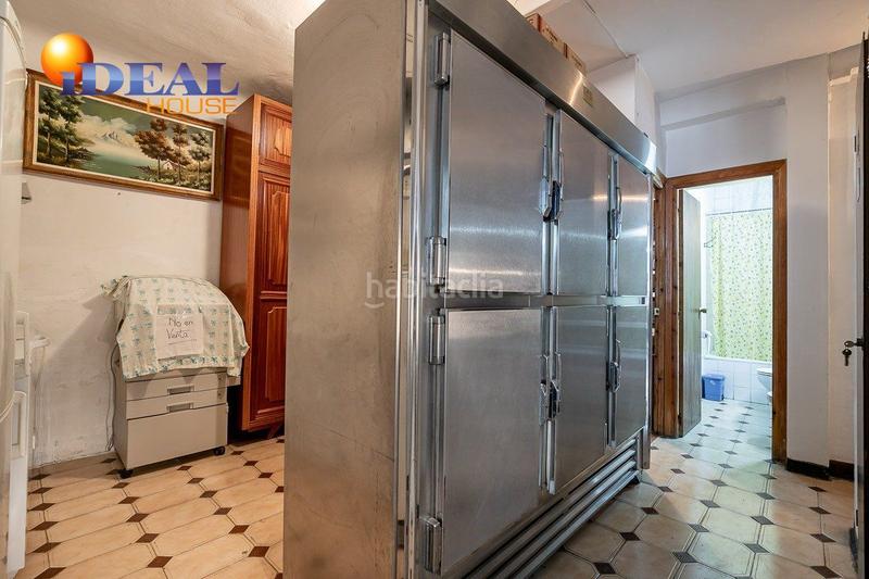 Foto a86378cb-a8e3-47f1-b8b7-406a019a5dec. Edificio hostal en Lanjarón