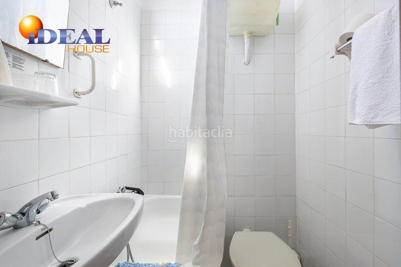 Foto aaaf8507-6371-4a16-bfac-e08b8058c71d. Edificio hostal en Lanjarón