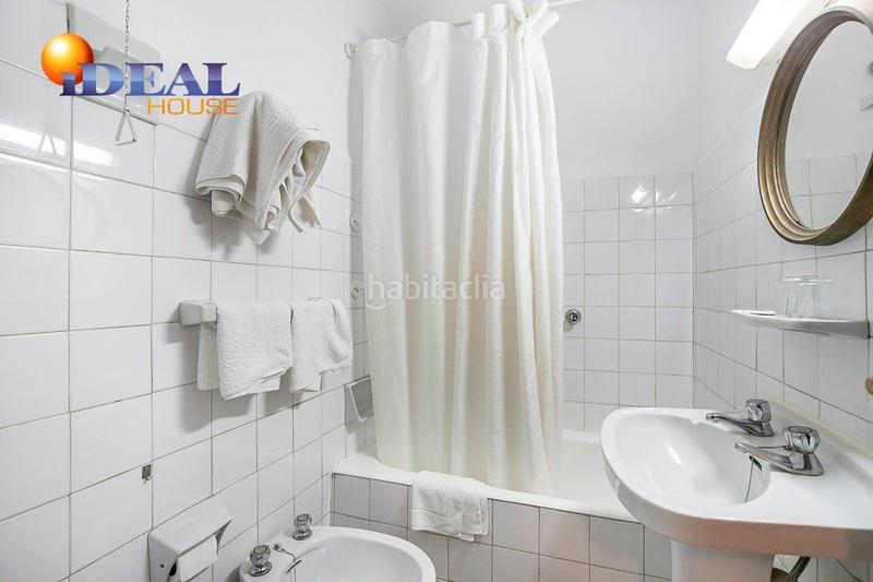 Foto aba9e94a-4a5a-4098-a95d-a79f7a2fee5c. Edificio hostal en Lanjarón