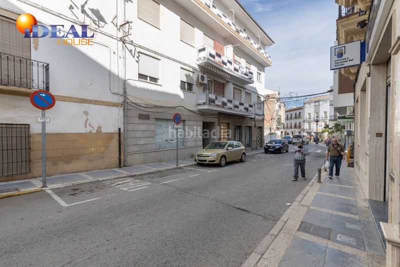 Foto f0ba9f5a-c55a-446b-af9c-dac11076386c. Local comercial a calle paseo 10 a Montefrío