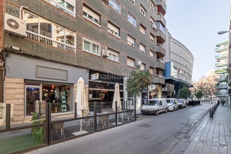 Foto 2cc2ce9d-c077-4dc0-9479-a6cdb1af7cac. Local comercial oficina en solarillo de gracia, . en Granada