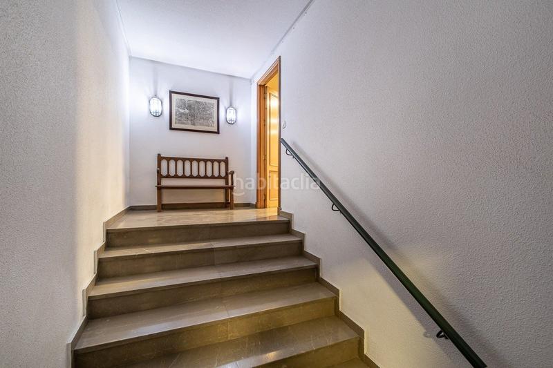 Foto 3259beb7-4265-40bc-9e57-6d8176e61397. Local comercial oficina en solarillo de gracia, . en Granada