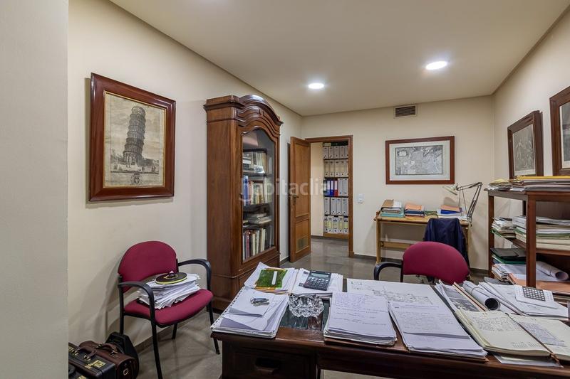 Foto 9df8953c-7243-4f34-911a-98c106faab48. Local comercial oficina en solarillo de gracia, . en Granada