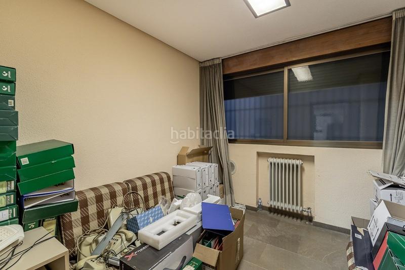 Foto c02d3c74-ac81-4410-ada6-9638c1a0dbb5. Local comercial oficina en solarillo de gracia, . en Granada