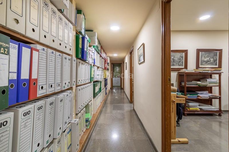 Foto c4406162-ed22-49c6-a2f1-e2027640463d. Local comercial oficina en solarillo de gracia, . en Granada