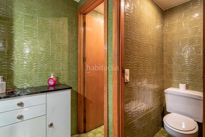 Foto ff505d73-d7e1-461a-aa53-b962b1d463ce. Local comercial oficina en solarillo de gracia, . en Granada