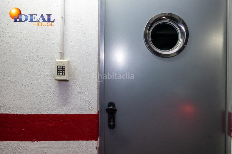 Foto 502bacc3-c60c-46ab-ad19-a4ac70d4e2c9. Posto auto in Plaza de Toros Granada