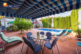 Xalet a Cijuela. Chalet en cajuela
