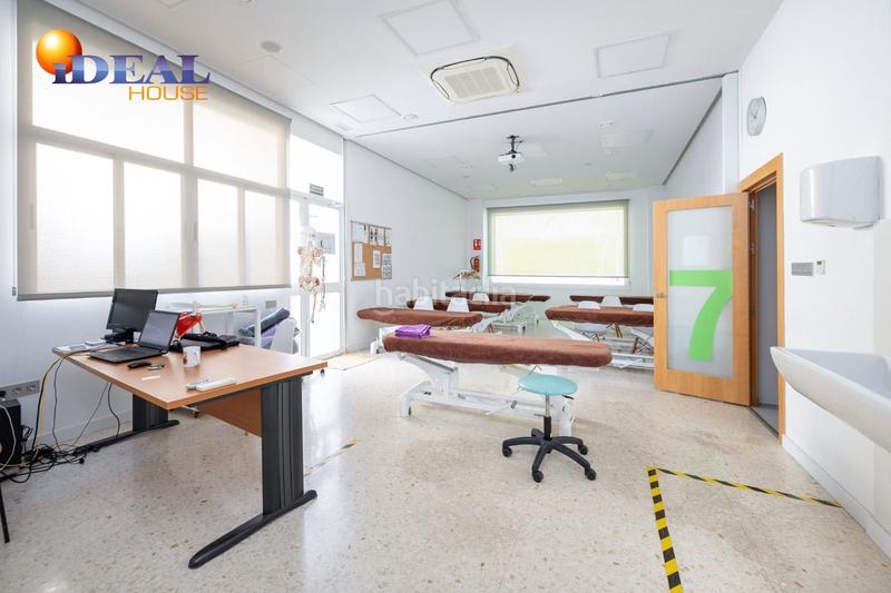 Foto 4ad3aebe-84a0-4917-a5ae-da4db2b49e5c. Locale commerciale in Cervantes Granada