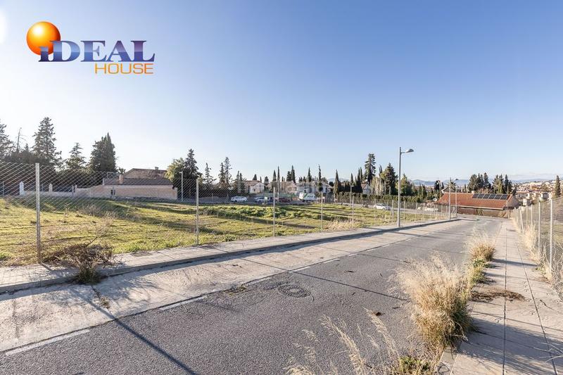 Foto 1c4f8d88-9efa-4206-a279-4f2f6d4b94ee. Terreno residencial solar en cajar con 526m en Cájar