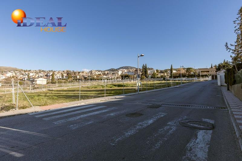 Foto 43a44342-ad36-42dd-8b95-094e989e3d04. Terreno residencial solar en cajar con 526m en Cájar