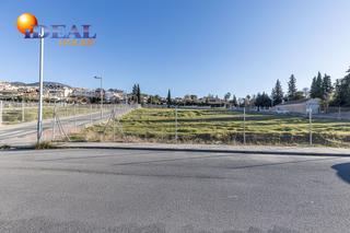 Terreny residencial a Cájar. Solar en cajar con 526m