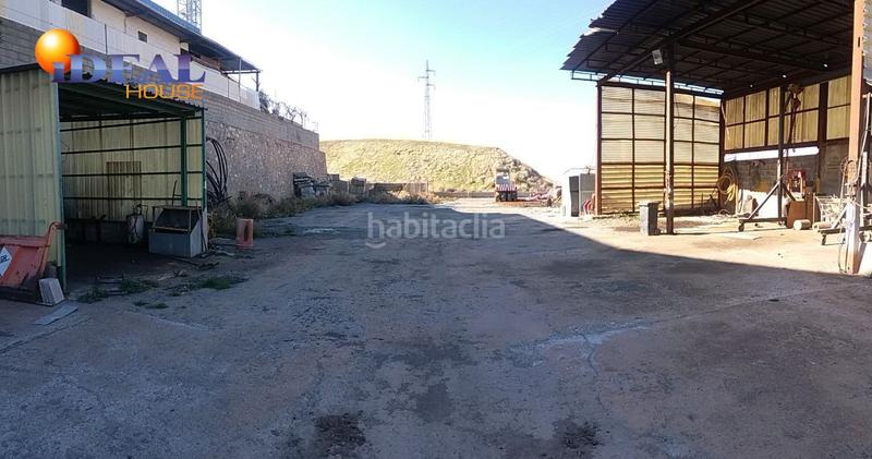 Foto d445dbd8-692b-4baf-a87c-8e561f147cdc. Solar industrial a Barrio de la Vega Monachil